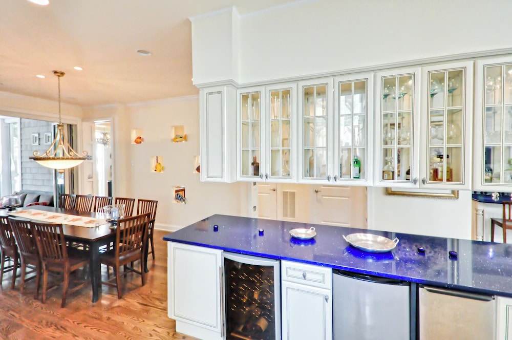 Henlopen Avenue 94