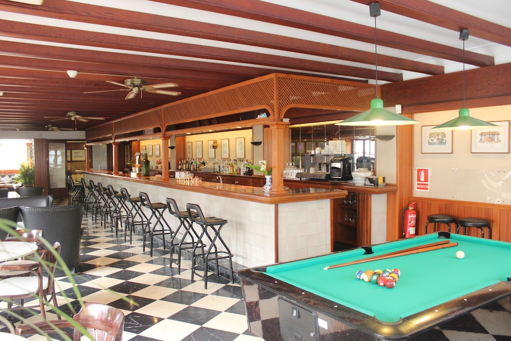 Hostal Ca's Bombu