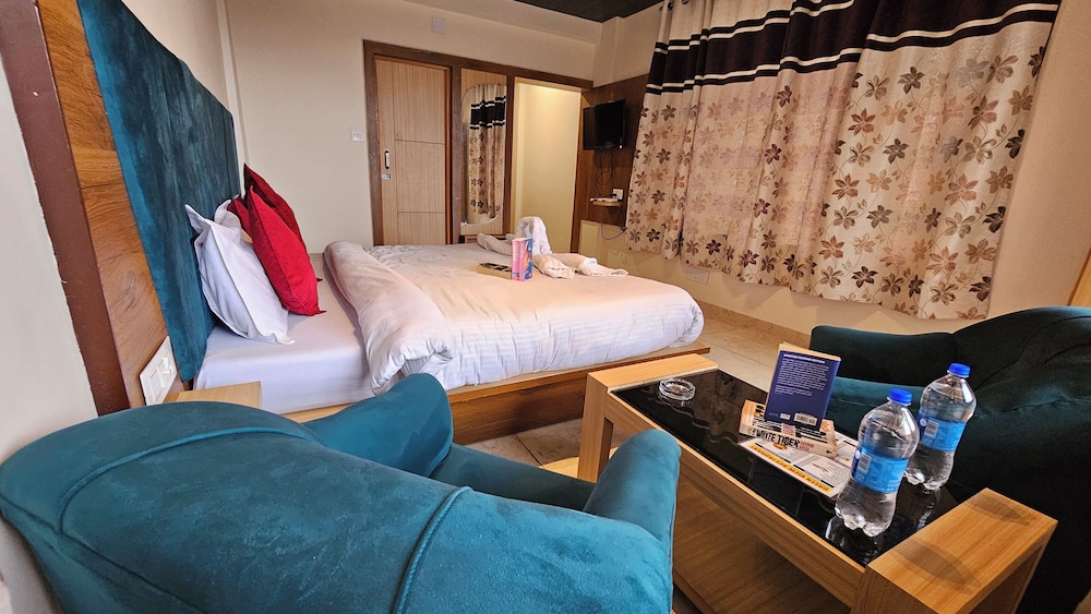 Green View Hotel and Restaurant