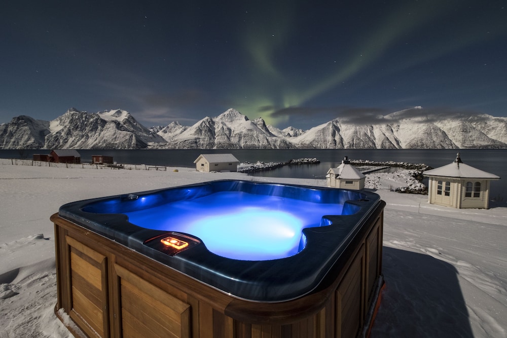 Lyngen North