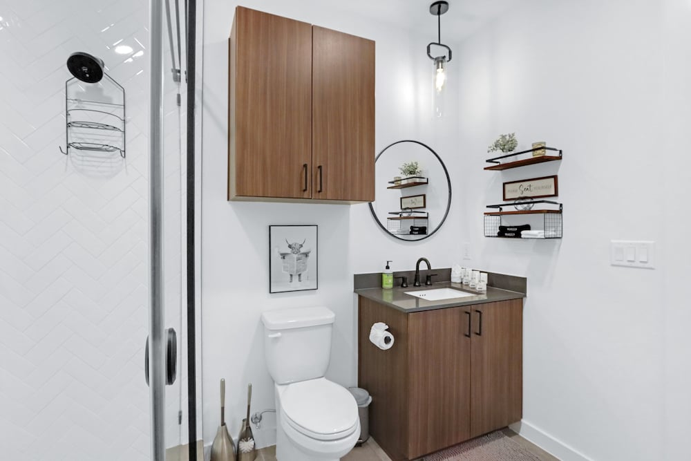 Modern Hill Country Condo for 4 w/ Resort Perks!