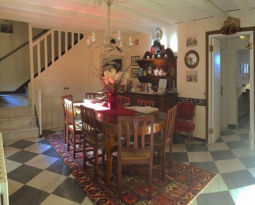 3749 Ponte Chiodo Guest House