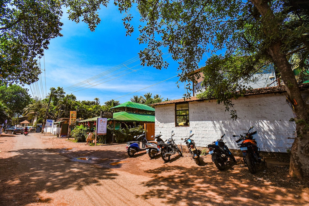 Fabhotel Resort Yogi