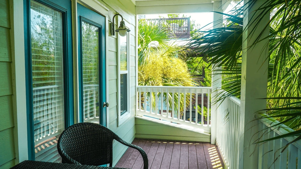 Shell Yeah by Avantstay Seagrove Pet-friendly Private Pool