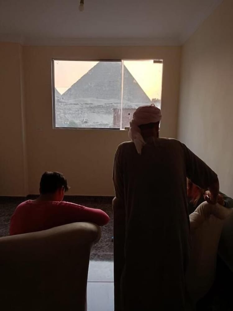 Great Pyramid View Inn