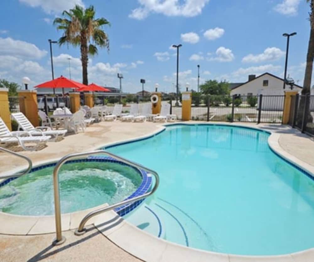 Comfort Suites Shenandoah-The Woodlands - Property Image 3