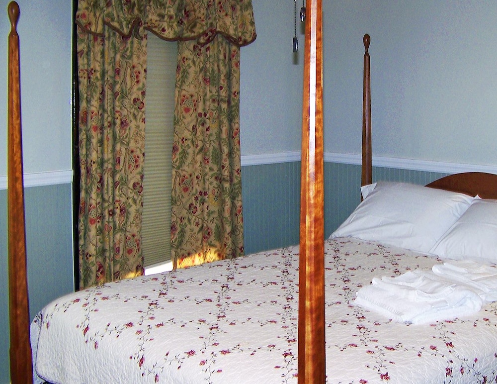 River House Lodge