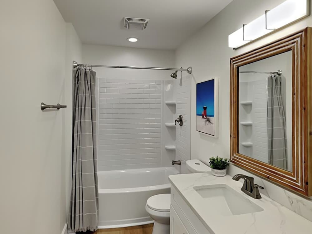 Pelican Landing by Topsail Realty