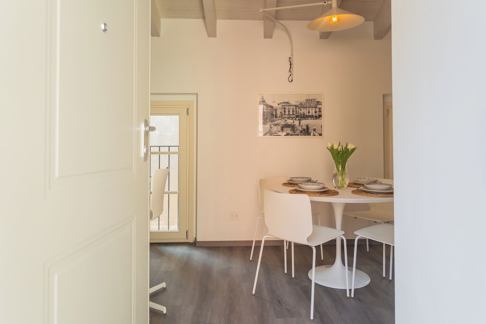 Muralto's Nest by Rent all Como