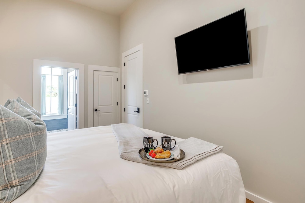 Nutt House Hotel