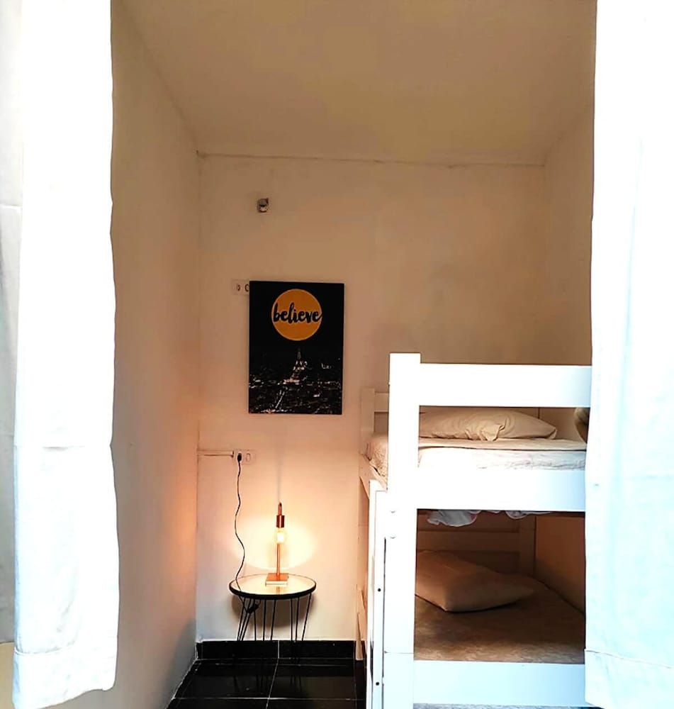 Hospedaria Casa 373
