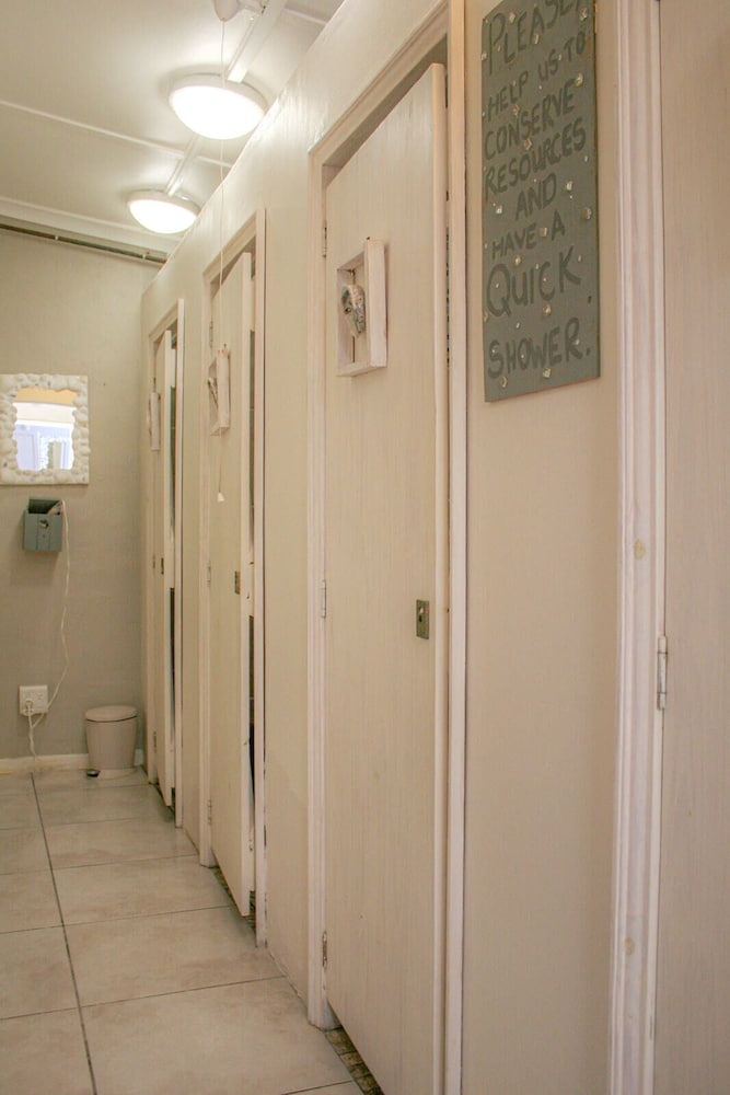 Room-cozy Crner Kitehouse