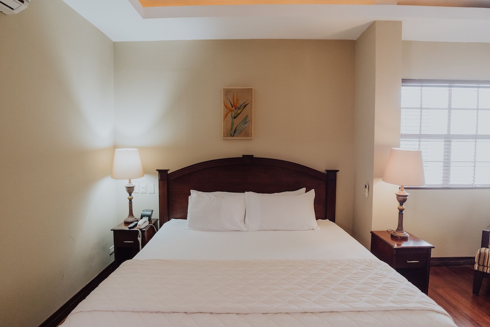 Dunn Inn - Property Image 3