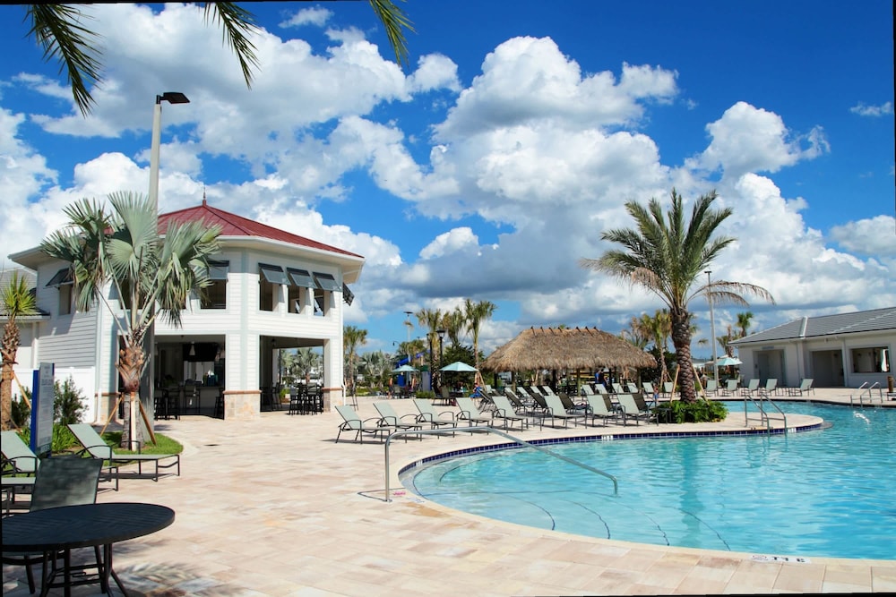 Stunning 4Bd Near Disney w Pool Storey Lake 4369