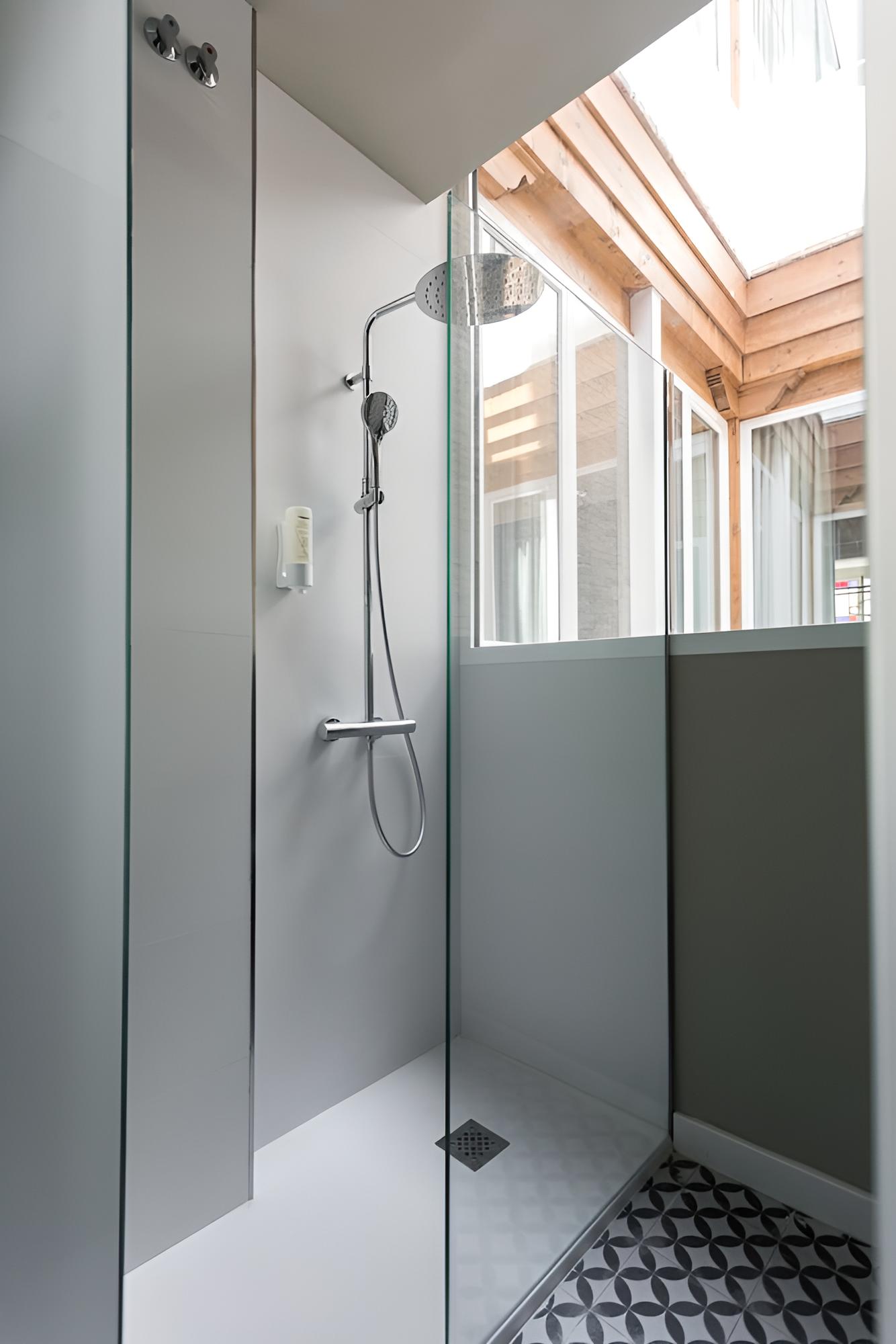 Weys Home Suites photo 3