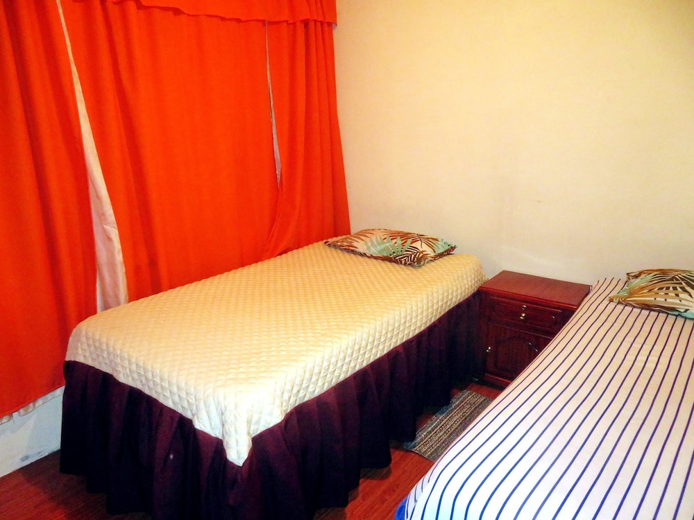 Hostel la Granja view 2