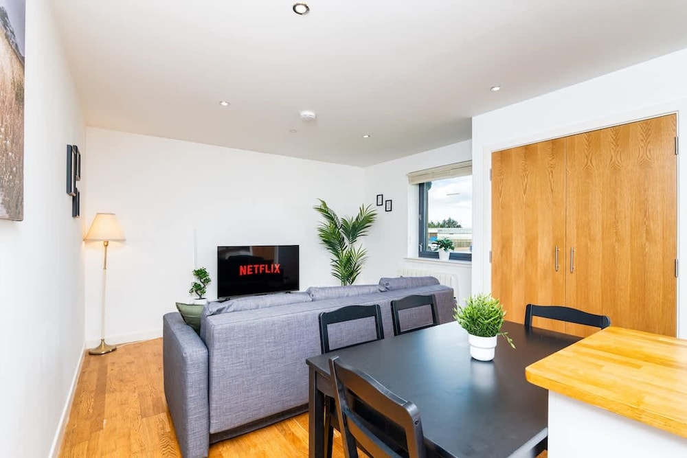 2bed Ground Floor-free Parking