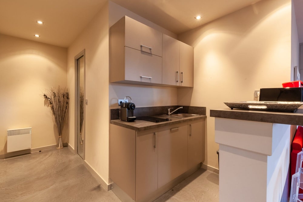 Apartment With Parking on Place de Morny