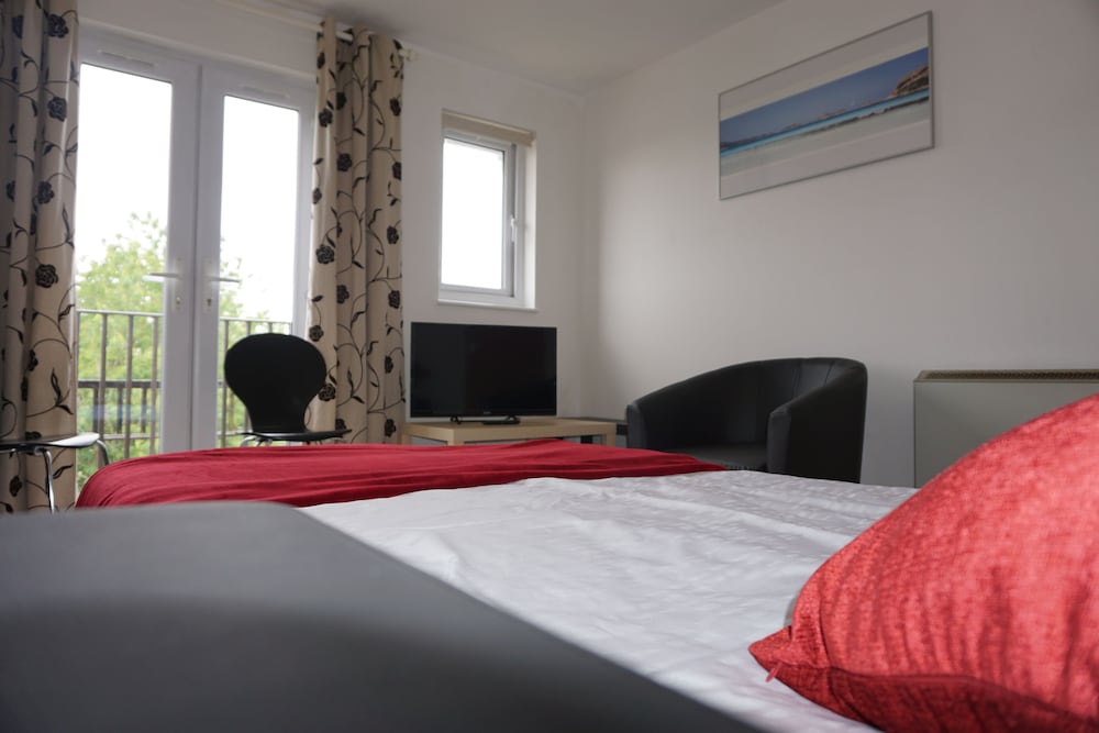 Brook Apartment