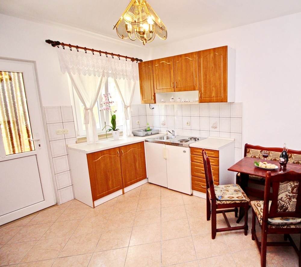 Apartments Veselka