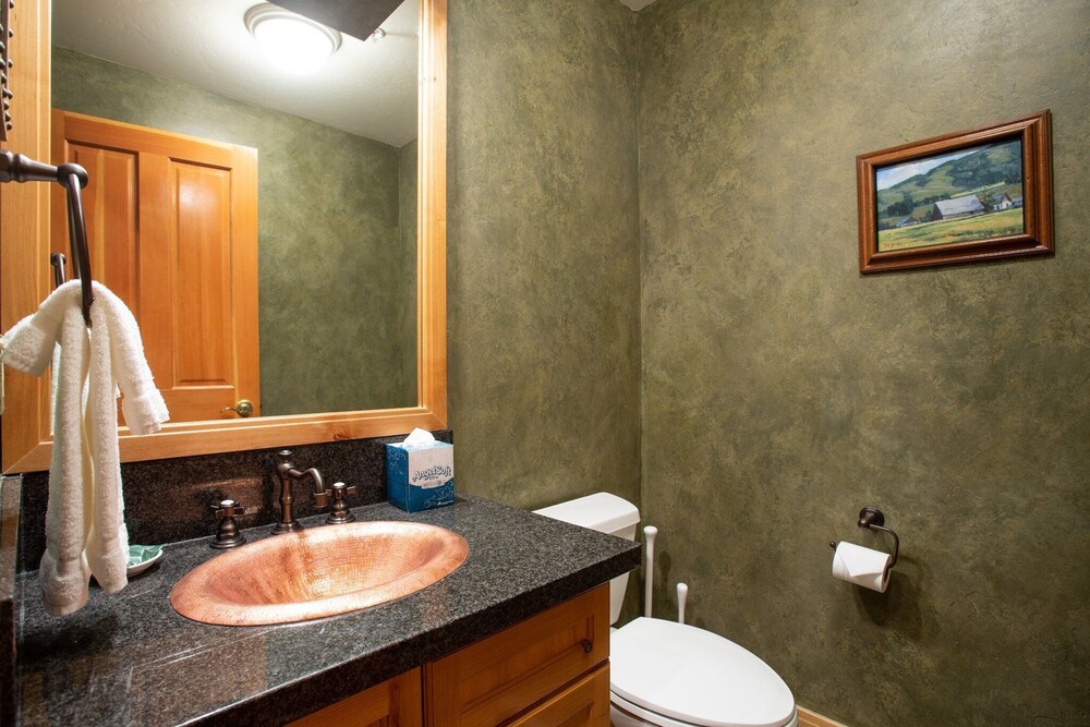 Trail's End Lodge at Deer Valley Resort - Two Bedroom Residence with Spa #101 2 Condo