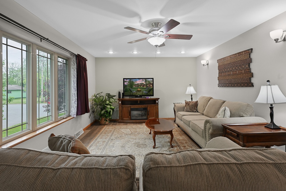 Woodland Escape - Upper Suite
