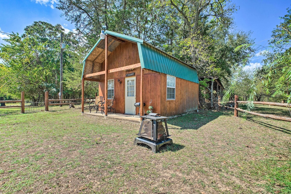Hand-built 'black Fork Cabin 2' w/ Fire Pit! view 4