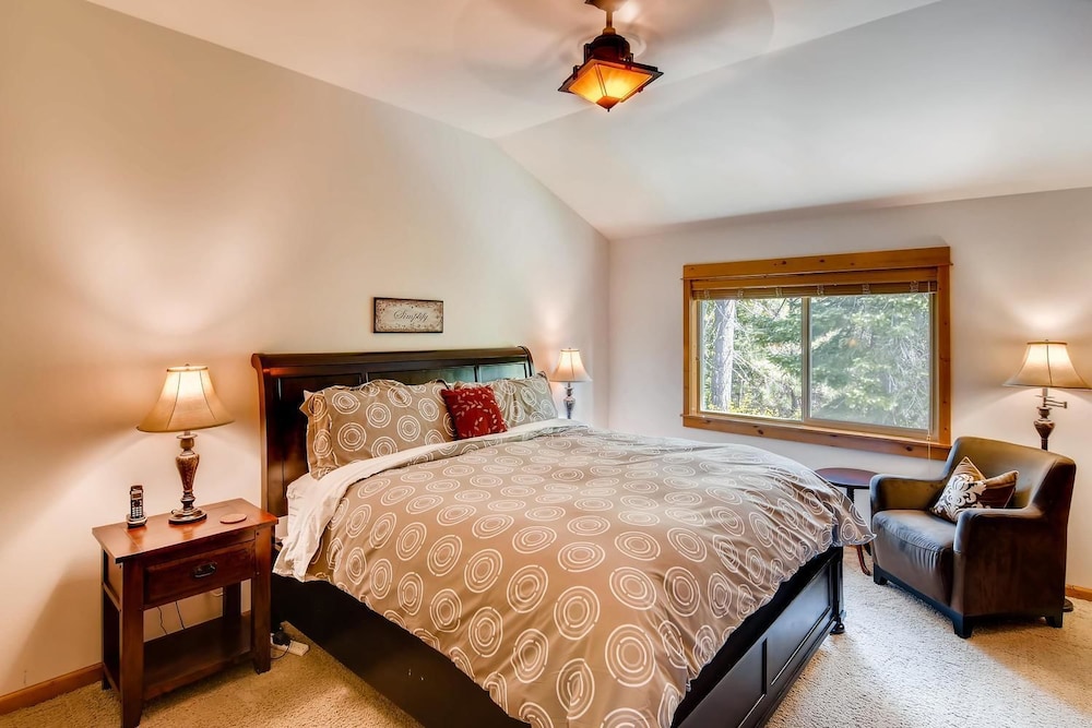 Cascade Mountain Villa