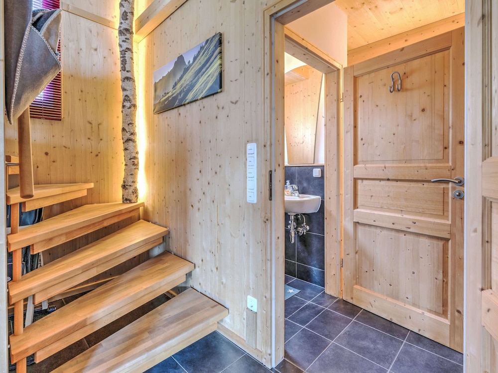 Cozy Chalet in Hohentauern near Forest view 3