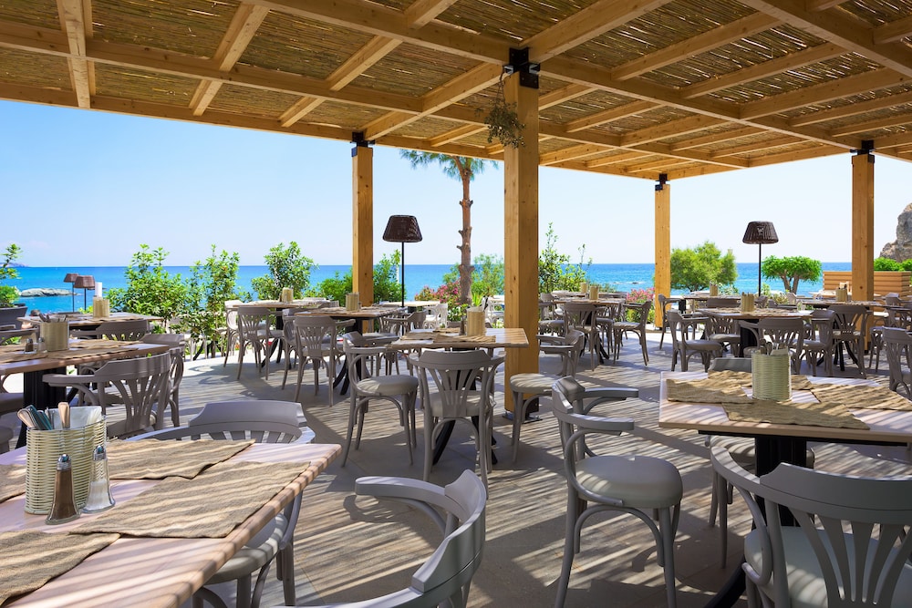 Porto Angeli Beach Resort – All Inclusive