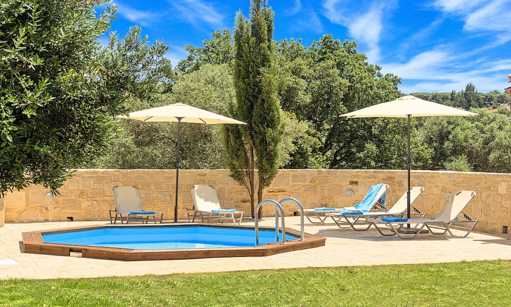 Villa di Palma Heated Pool