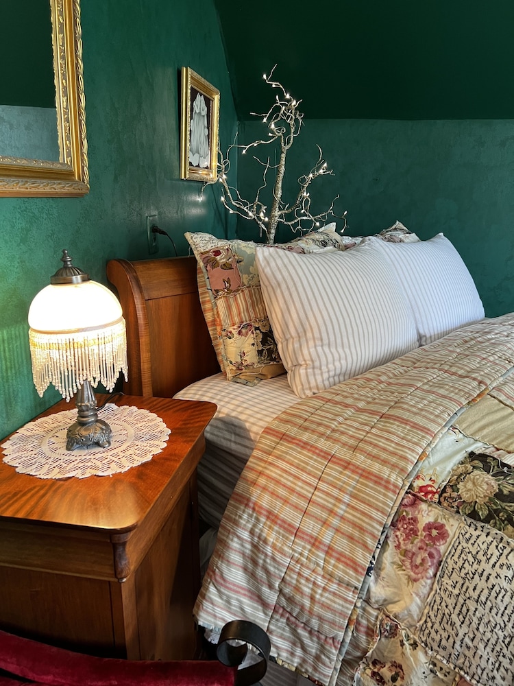 Emily's Place B&B
