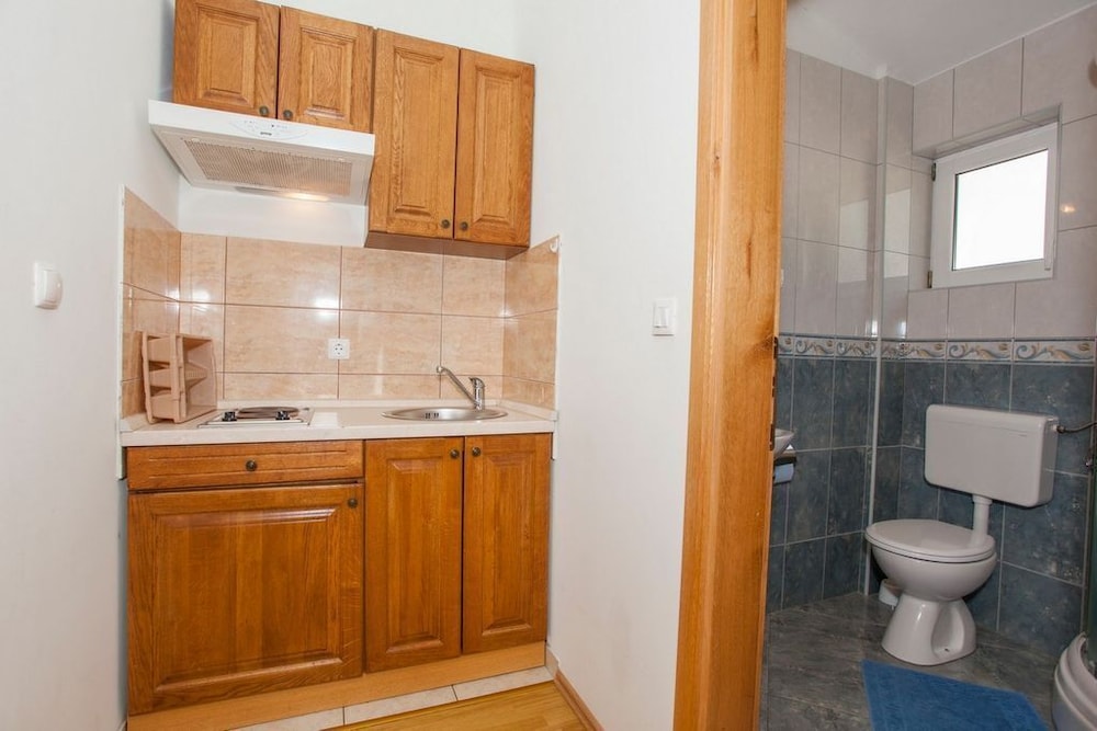 Apartment Almera N8 view 3