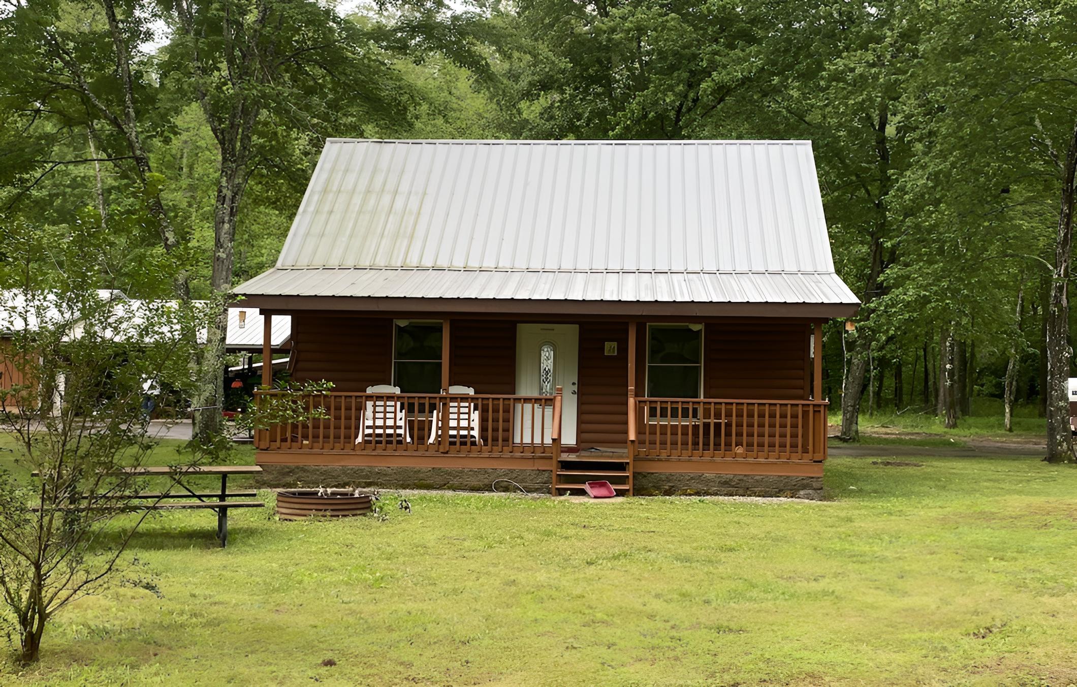 Little Tracks Cabins