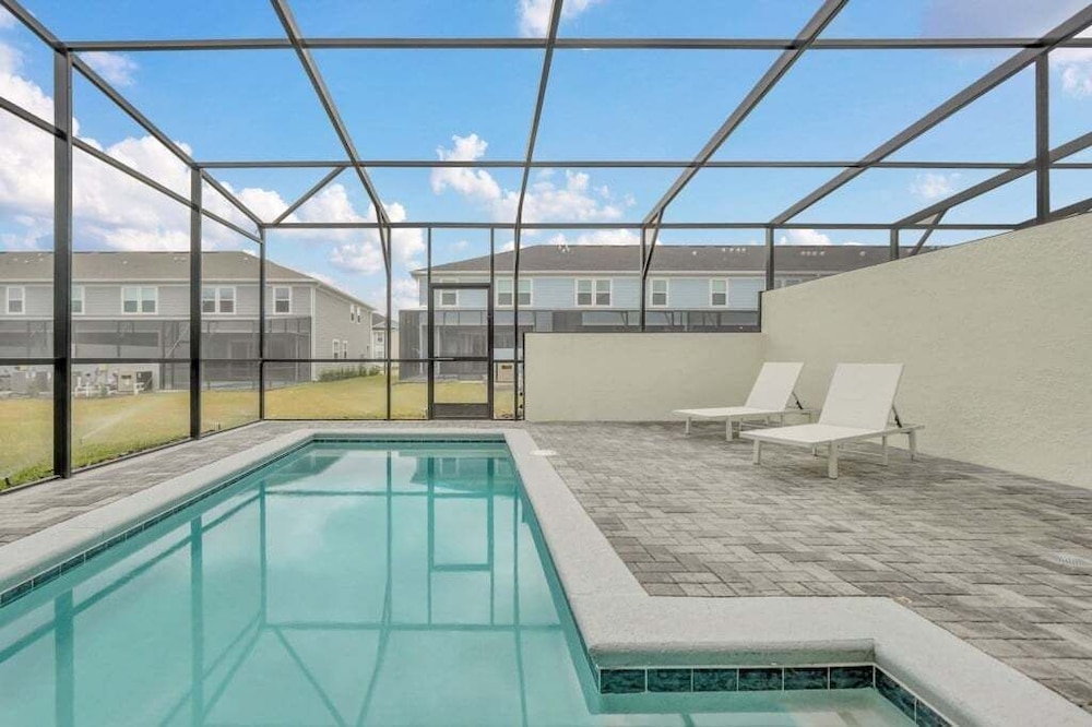 Amazing Theme Rooms Kids Will Love! 5 Bedroom Townhouse
