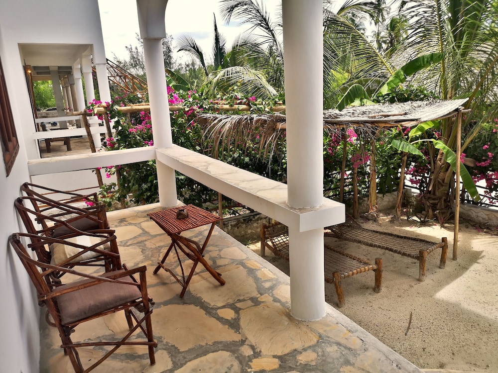 Moonshine Villa
