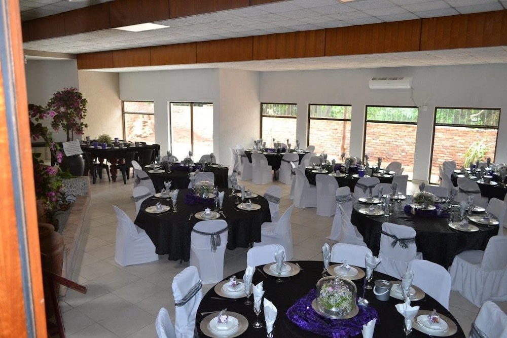 meeting & event spaces
