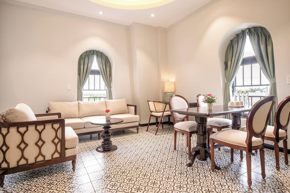 JULIE's HOUSE - LUXURY APARTMENT - HUE