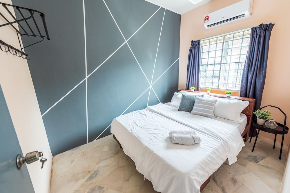 Corner 3BR Landed House at Sepang photo 7