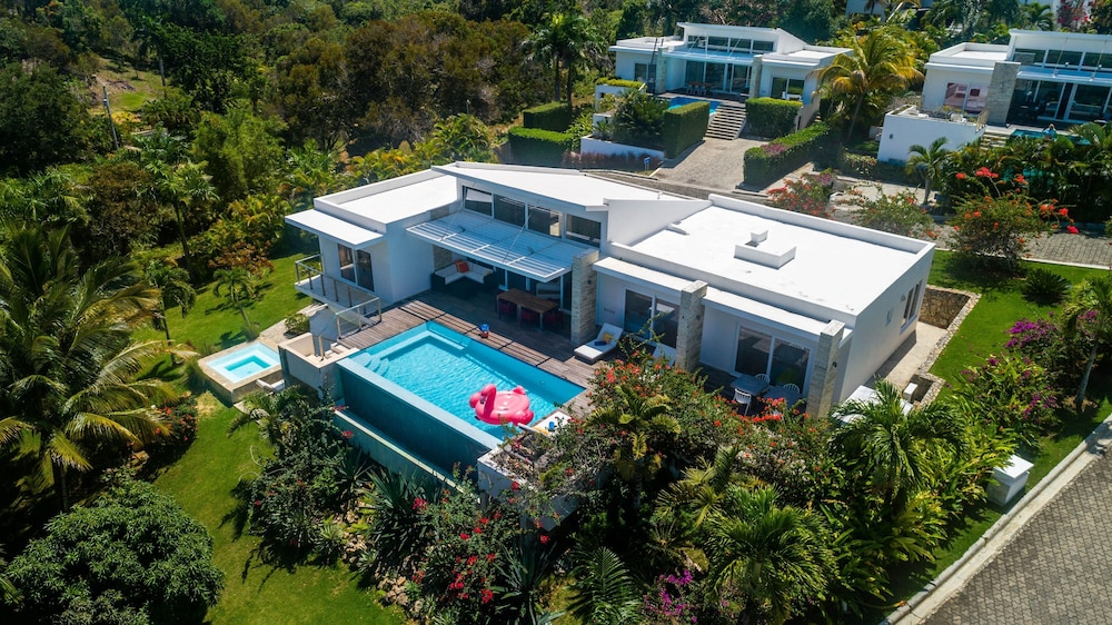 Villas Agua Dulce
