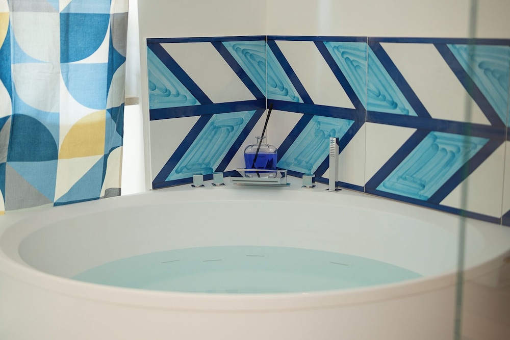 Maiori Suites