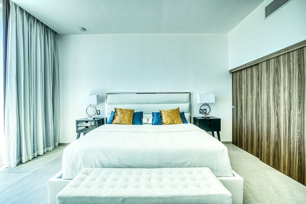 Cap Cana Villa for Rent Modern Fresh and Fully-equipped Oceanfront Villa