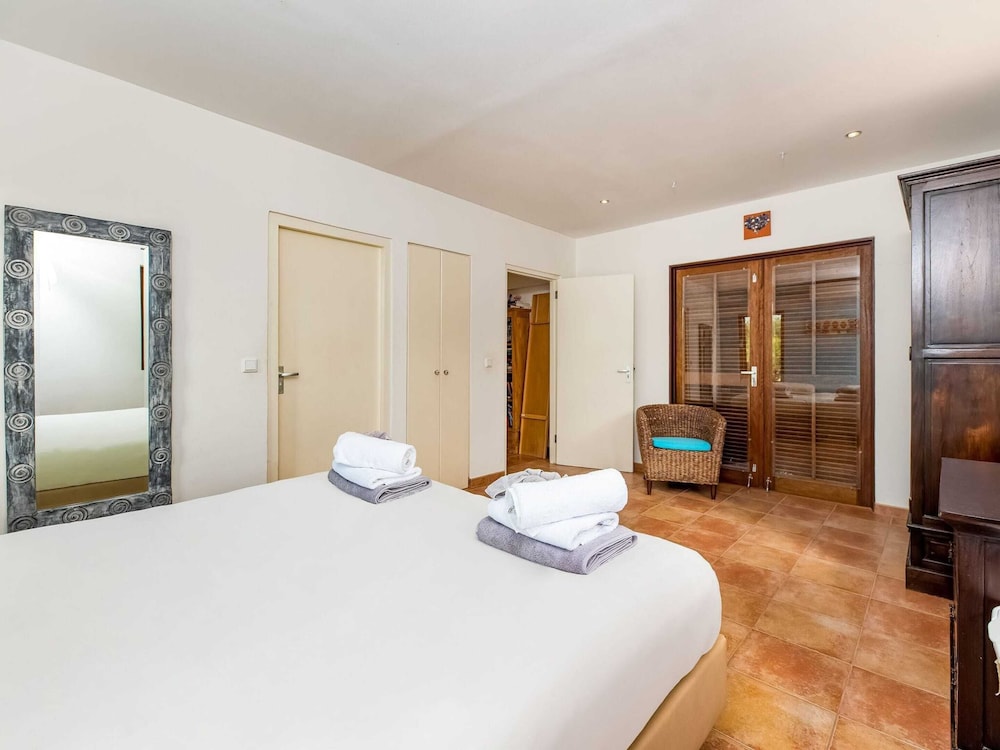 Holiday Villa at Jan Thielstrand in Willemstad