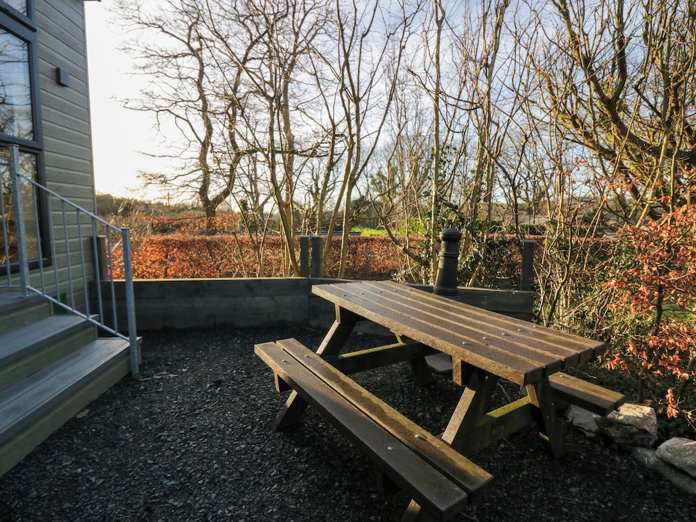 Elderflower Lodge