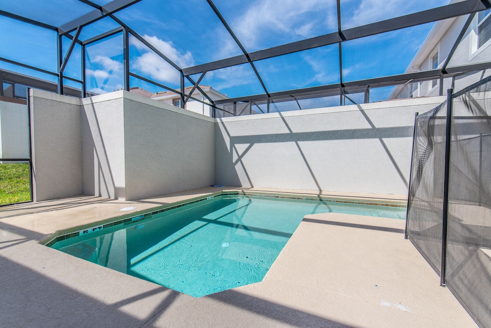 Classic 4 Bed 3 Ba Champions Gate - Image 5