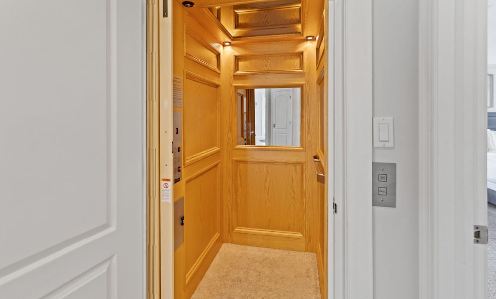 Heated Pool Hot Tub 5BR Game Room Elevator Cabana