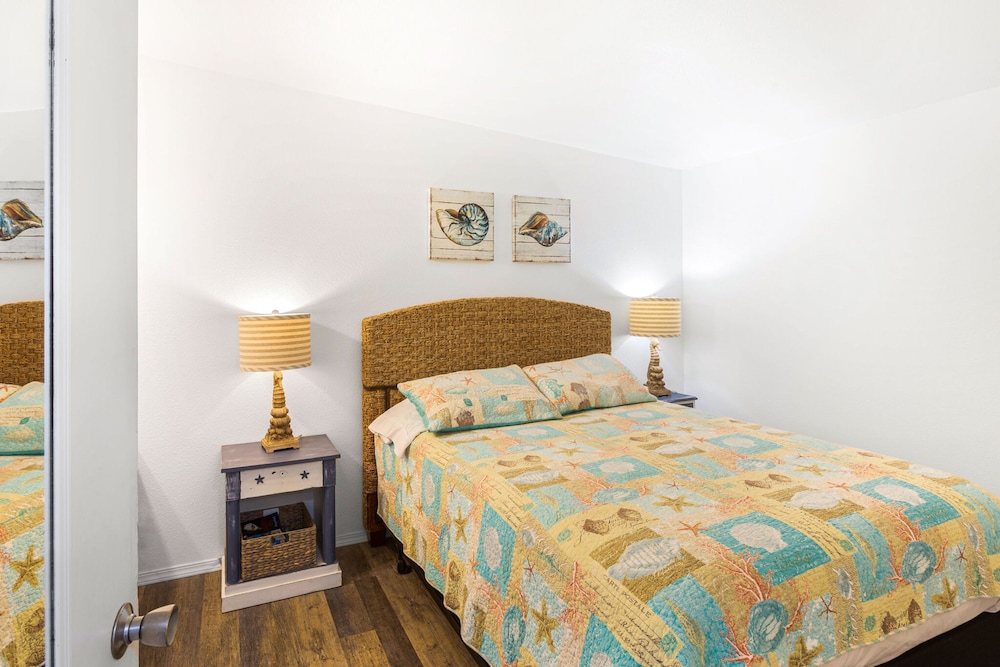 Sandy Days Condo in Ocean Shores