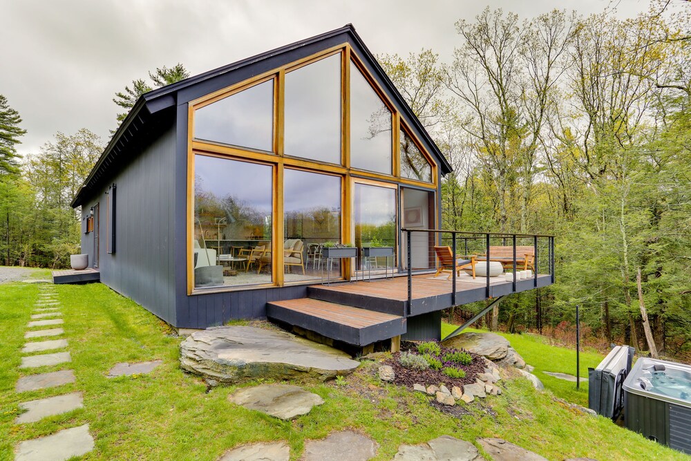 Hudson Valley Vacation Rental w/ Private Pool! - Property Image 2