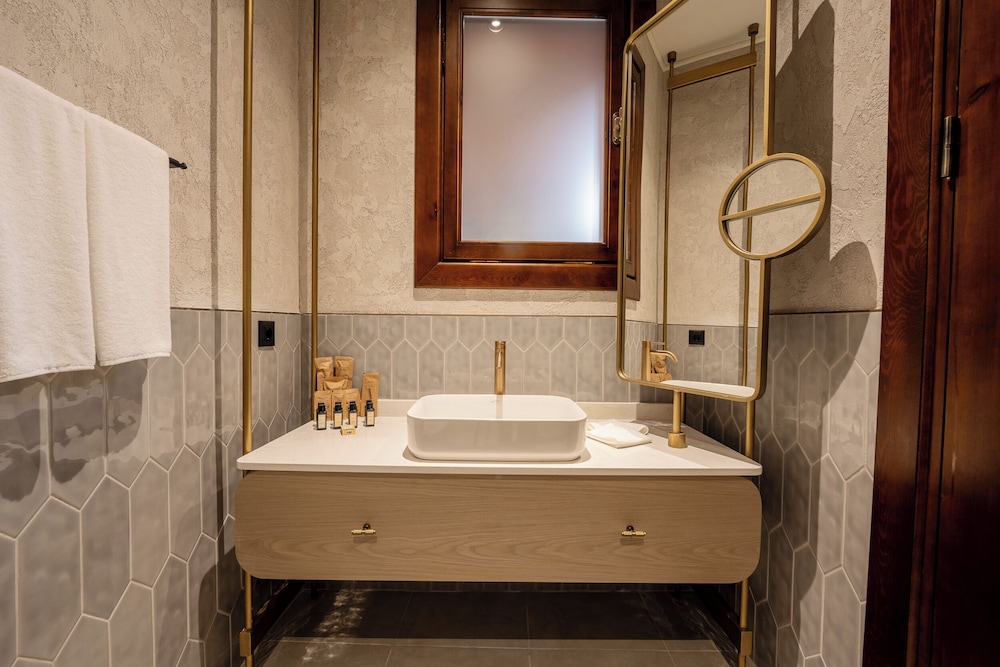 Belmondo Süitler - Image 63