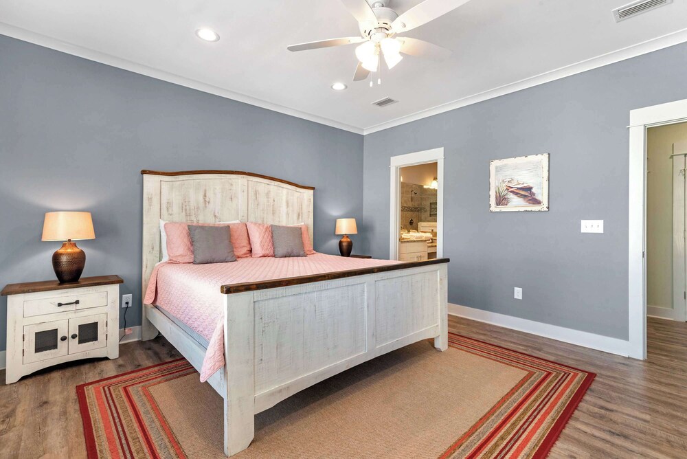 Little Lagoon Cottage for 8 - Free Activities